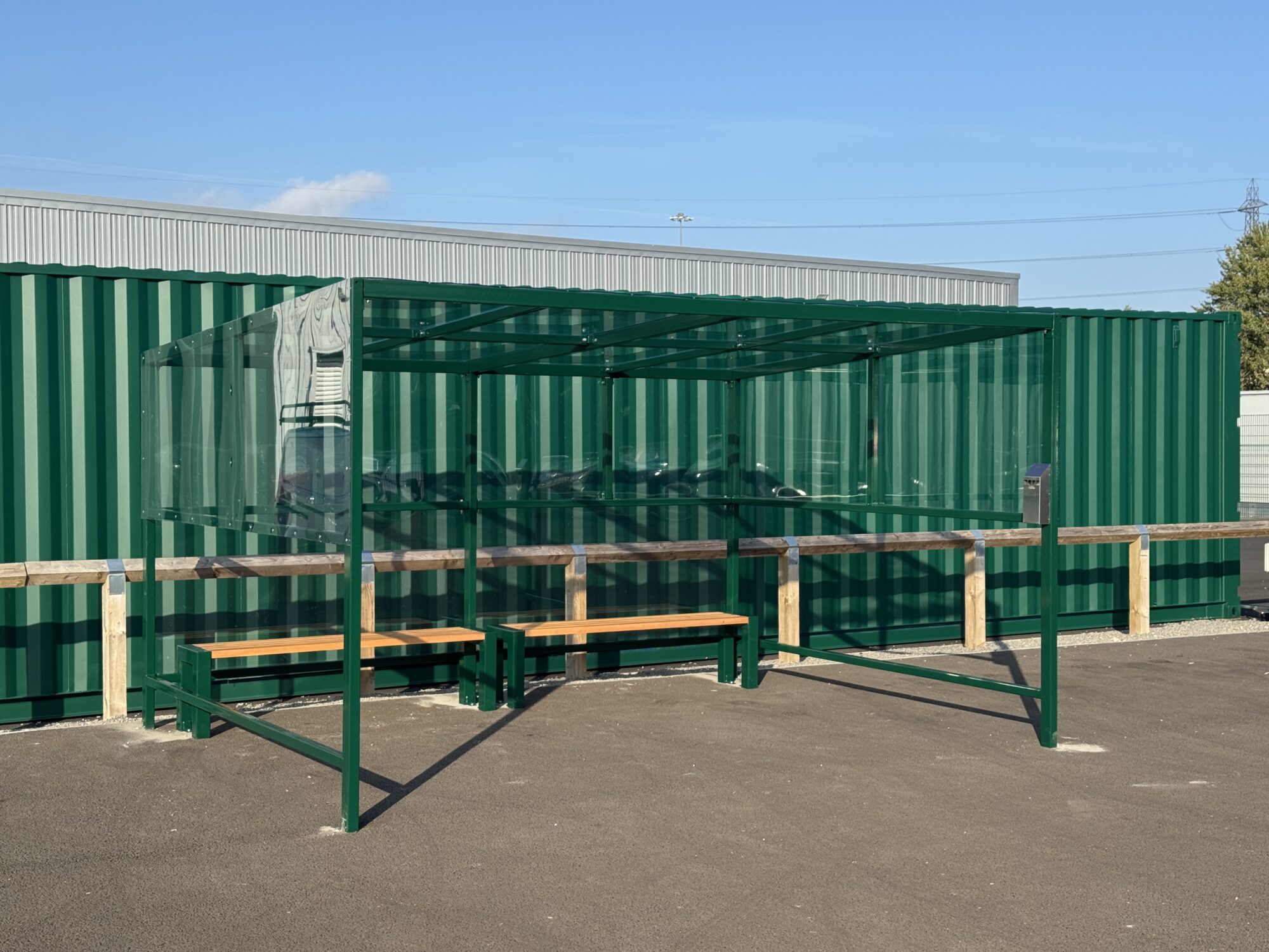 Smoking shelter with seat