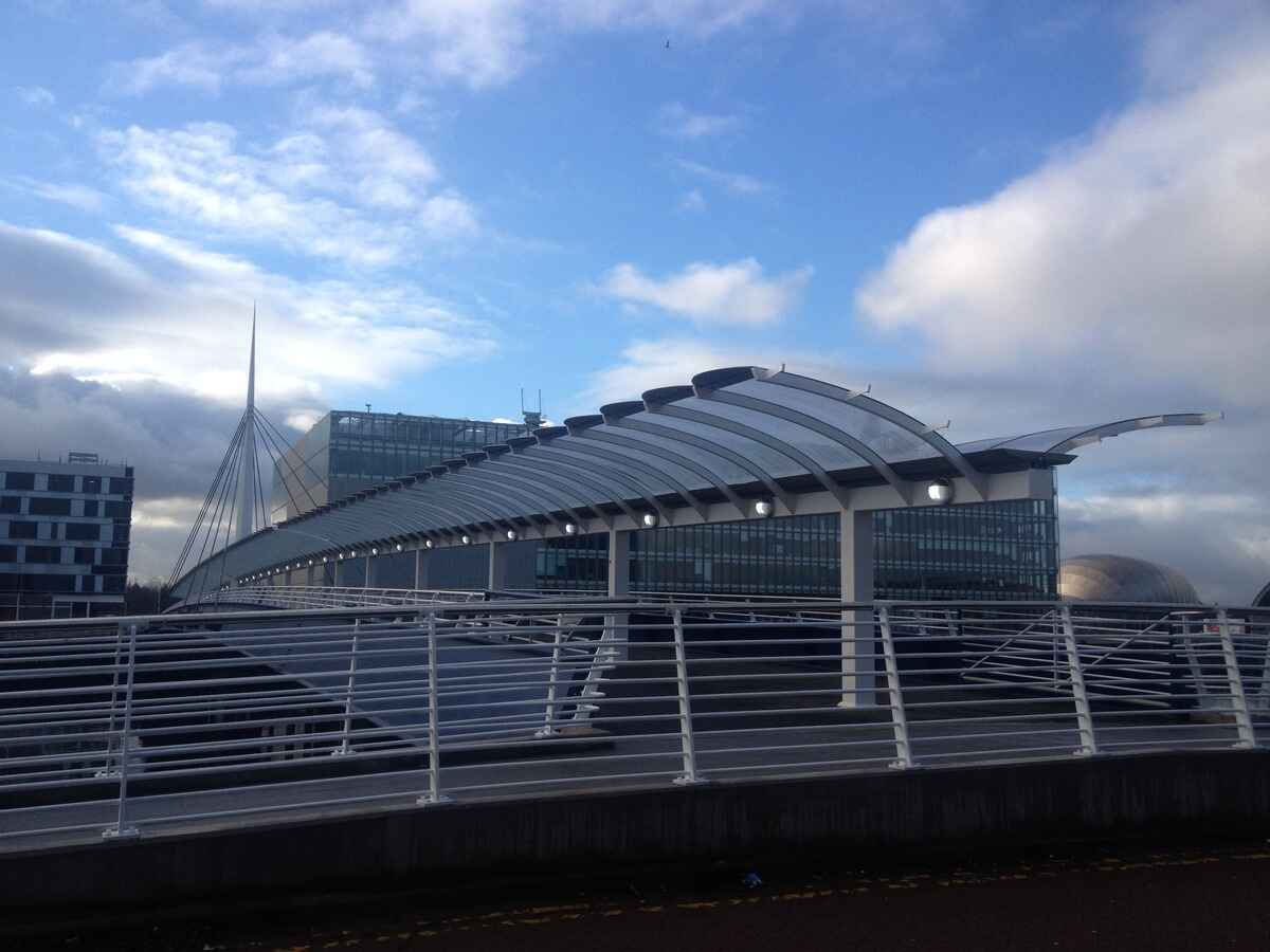 Bell's Bridge Gullwing Covered Walkway - Glasgow